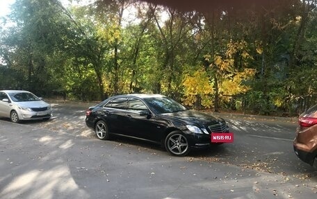 Mercedes-Benz E-Класс, 2012 год, 1 700 000 рублей, 4 фотография