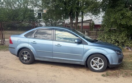 Ford Focus II рестайлинг, 2005 год, 350 000 рублей, 2 фотография