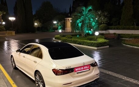 Mercedes-Benz E-Класс, 2021 год, 6 550 000 рублей, 2 фотография