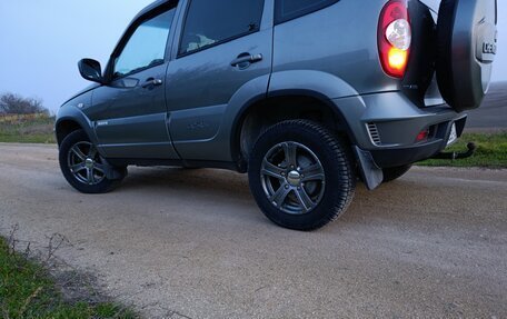 Chevrolet Niva I рестайлинг, 2016 год, 760 000 рублей, 9 фотография