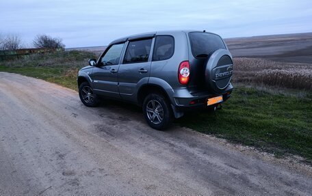 Chevrolet Niva I рестайлинг, 2016 год, 760 000 рублей, 4 фотография