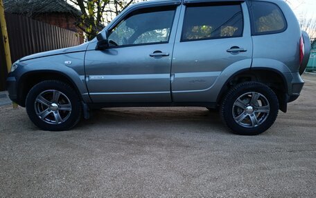 Chevrolet Niva I рестайлинг, 2016 год, 760 000 рублей, 10 фотография