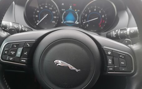 Jaguar XE I рестайлинг, 2018 год, 2 170 000 рублей, 14 фотография