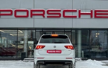 Volkswagen Tiguan II, 2020 год, 4 070 000 рублей, 6 фотография