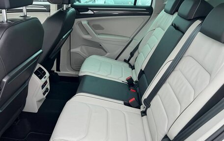 Volkswagen Tiguan II, 2020 год, 4 070 000 рублей, 30 фотография