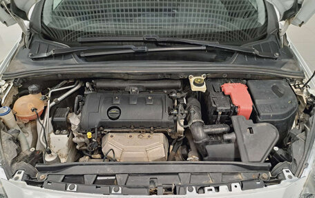 Peugeot 408 I рестайлинг, 2014 год, 638 000 рублей, 13 фотография