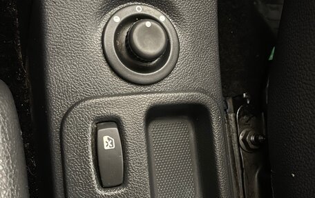 Renault Sandero I, 2012 год, 588 000 рублей, 18 фотография