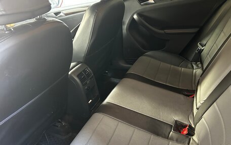 Volkswagen Jetta VI, 2015 год, 1 250 000 рублей, 15 фотография