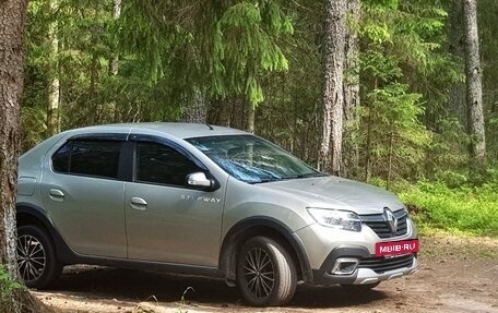 Renault Logan II, 2019 год, 1 200 000 рублей, 3 фотография