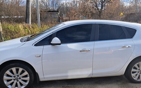 Opel Astra J, 2014 год, 1 200 000 рублей, 2 фотография