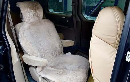 KIA Carnival III, 2005 год, 870 000 рублей, 11 фотография