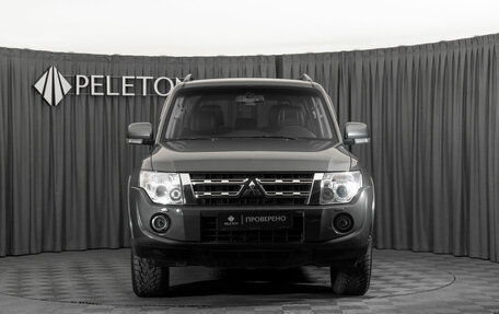 Mitsubishi Pajero IV, 2012 год, 2 090 000 рублей, 3 фотография