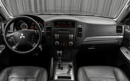 Mitsubishi Pajero IV, 2012 год, 2 090 000 рублей, 10 фотография