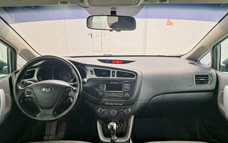 KIA cee'd III, 2013 год, 860 000 рублей, 17 фотография