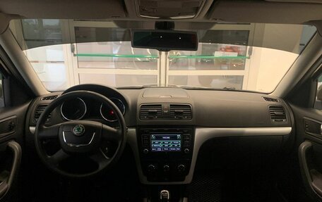 Skoda Yeti I рестайлинг, 2010 год, 680 000 рублей, 12 фотография