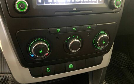 Skoda Yeti I рестайлинг, 2010 год, 680 000 рублей, 19 фотография