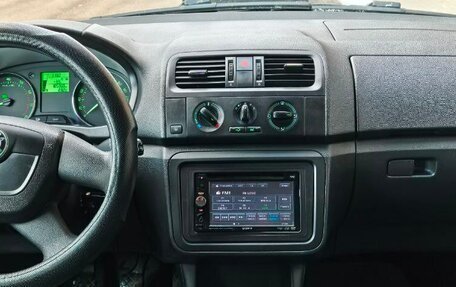 Skoda Fabia II, 2011 год, 530 000 рублей, 5 фотография