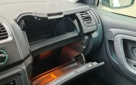 Skoda Fabia II, 2011 год, 530 000 рублей, 17 фотография