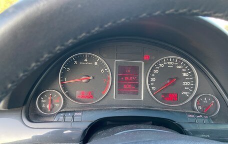 Audi A4, 2002 год, 410 000 рублей, 25 фотография