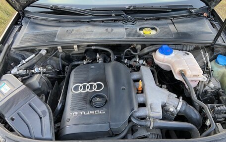 Audi A4, 2002 год, 410 000 рублей, 27 фотография