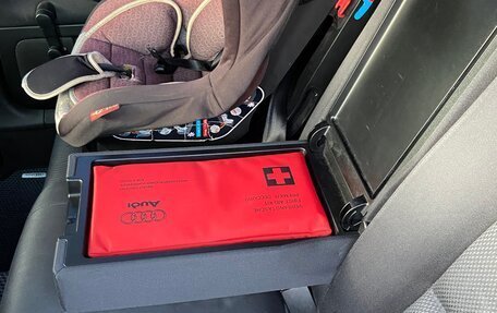 Audi A4, 2002 год, 410 000 рублей, 38 фотография