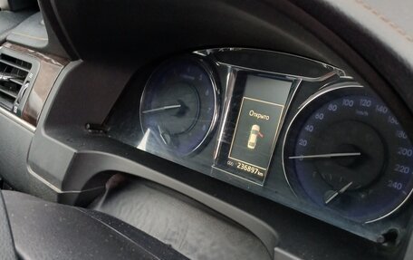 Toyota Camry, 2017 год, 1 950 000 рублей, 5 фотография