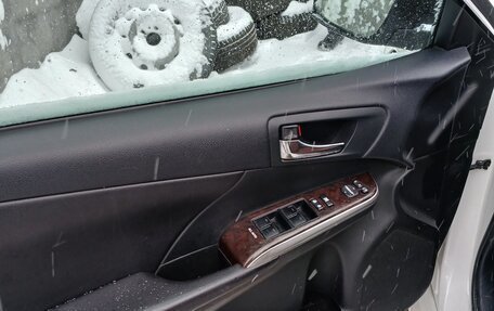 Toyota Camry, 2017 год, 1 950 000 рублей, 10 фотография