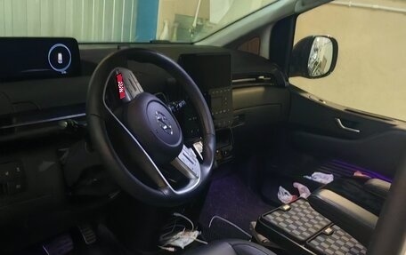 Hyundai Staria, 2023 год, 6 499 000 рублей, 12 фотография