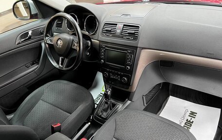 Skoda Yeti I рестайлинг, 2014 год, 1 345 000 рублей, 14 фотография