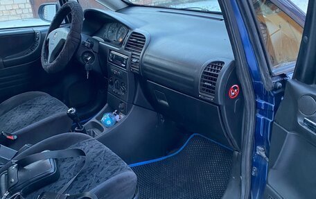 Opel Zafira A рестайлинг, 2002 год, 395 000 рублей, 9 фотография