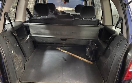 Opel Zafira A рестайлинг, 2002 год, 395 000 рублей, 17 фотография