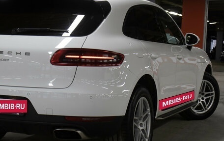 Porsche Macan I рестайлинг, 2017 год, 3 000 000 рублей, 24 фотография