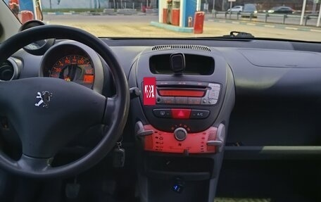 Peugeot 107 I рестайлинг, 2010 год, 375 000 рублей, 3 фотография