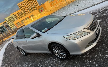 Toyota Camry, 2011 год, 1 430 000 рублей, 2 фотография