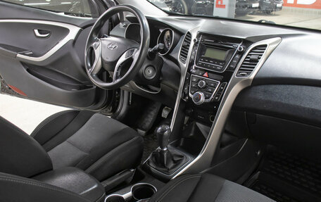 Hyundai i30 II рестайлинг, 2013 год, 849 000 рублей, 11 фотография