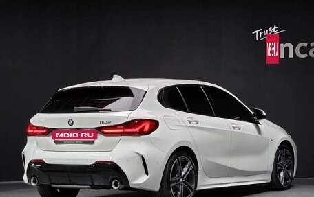 BMW 1 серия, 2022 год, 2 050 000 рублей, 4 фотография