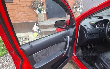 Chevrolet Aveo III, 2010 год, 700 000 рублей, 7 фотография