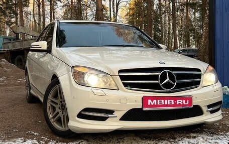Mercedes-Benz C-Класс, 2010 год, 1 280 000 рублей, 1 фотография