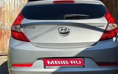 Hyundai Solaris II рестайлинг, 2015 год, 770 000 рублей, 2 фотография