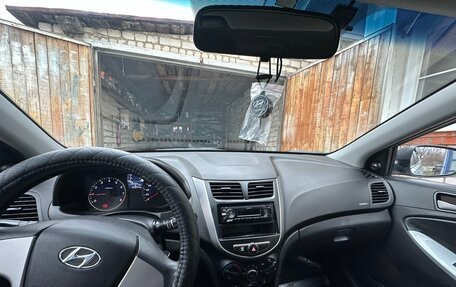 Hyundai Solaris II рестайлинг, 2015 год, 770 000 рублей, 7 фотография