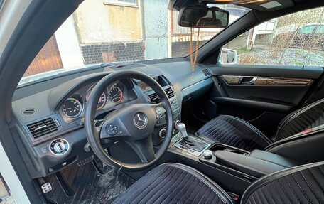 Mercedes-Benz C-Класс, 2010 год, 1 280 000 рублей, 7 фотография