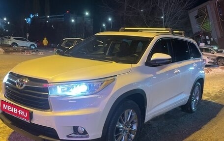 Toyota Highlander III, 2014 год, 2 550 000 рублей, 7 фотография