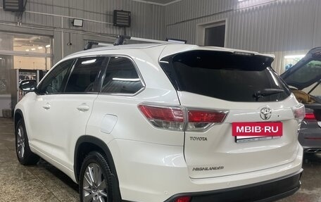 Toyota Highlander III, 2014 год, 2 550 000 рублей, 5 фотография