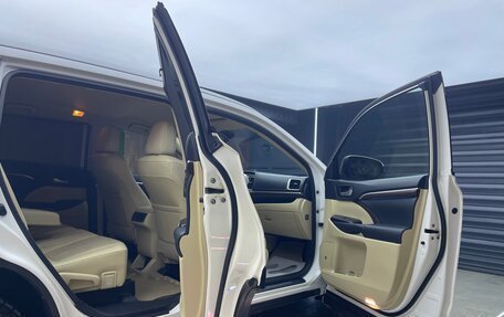 Toyota Highlander III, 2014 год, 3 100 000 рублей, 9 фотография