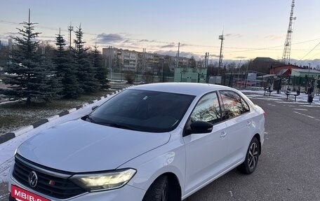 Volkswagen Polo VI (EU Market), 2021 год, 1 500 000 рублей, 2 фотография