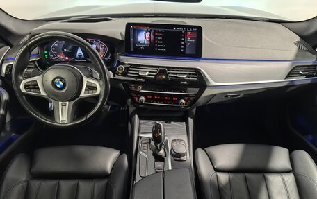 BMW 5 серия, 2021 год, 5 930 000 рублей, 11 фотография