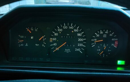 Mercedes-Benz E-Класс, 1994 год, 225 000 рублей, 7 фотография