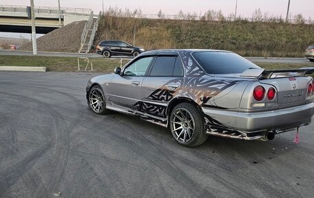 Nissan Skyline, 1998 год, 1 700 000 рублей, 3 фотография