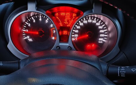 Nissan Juke II, 2011 год, 1 300 000 рублей, 16 фотография