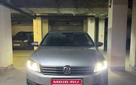 Volkswagen Passat B7, 2011 год, 780 000 рублей, 1 фотография